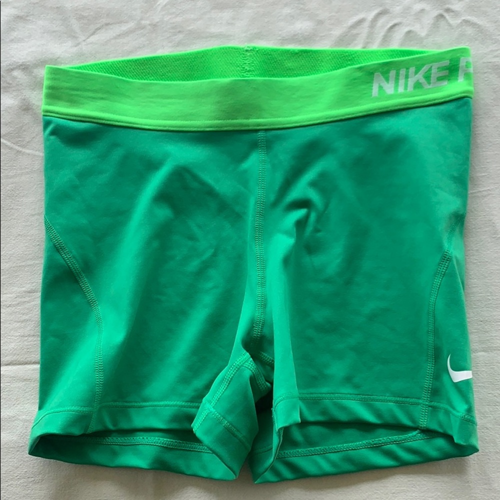 Nike Pro Green Spandex Athletic Shorts
